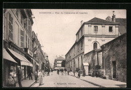 CPA Soissons, Rue Du Commerce Et Caserne  - Soissons