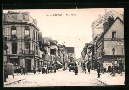 CPA Troyes, Rue Thiers  - Troyes