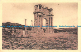 R111773 Djemila. Tribune Aux Harangues Et Arc De Caracalla - Monde