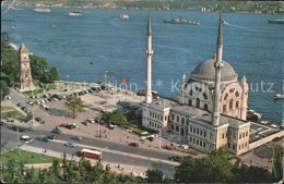 71842143 Istanbul Constantinopel Dolmabahce Museum Bosphorus Istanbul - Turkije