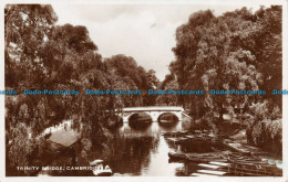 R111819 Trinity Bridge. Cambridge. RP. 1933 - Monde