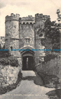 R111831 The Great Gateway Carisbrooke Castle. I. Of W. Piper - Welt