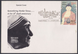 Inde India 2007 Special Cover Mother Teresa, Christian Catholic Missionary, Social Worker Nun, Horse Car Bridge Postmark - Briefe U. Dokumente