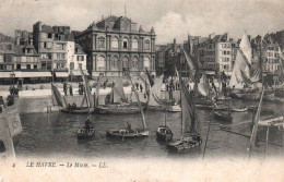 (RECTO / VERSO) LE HAVRE EN 1905 - N° 4 - LE MUSEE AVEC BATEAU DE PECHE A VOILE - BEAU CACHET - Port