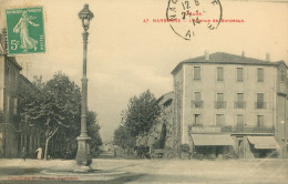 11)   NARBONNE  -  L' Avenue De Bordeaux ( Bar Des Pyrénées ) - Narbonne