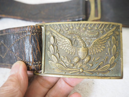  1870-90's US Indian Wars Leather Officer's NCO Sword Belt With Brass Buckle - Uniformes