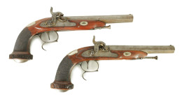 A PAIR OF MID-19TH CENTURY FRENCH PERCUSSION DUELLING PISTOLS - Armas De Colección