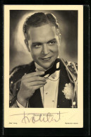 AK Schauspieler Gustav Fröhlich Mit Maske, Mit Original Autograph  - Acteurs