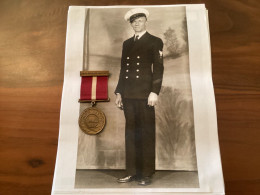  WW 2 Coast Guard KIA Good Conduct Medal Engraved With Documents. - Landmacht