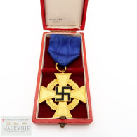 German WWII Cased 40 Year Service Medal In Gold - Landmacht