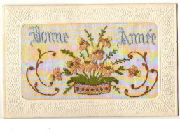 N°8711 - Carte Brodée - Bonne Année - Fleurs - Embroidered