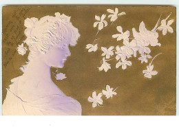 N°11766 - Carte Illustrateur Gaufrée - Femme De Profil - 1900-1949