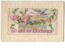 N°8609 - Carte Brodée Avec Rabat - Gelukkige Paaschen - Oiseau Avec Une Cloche - Brodées