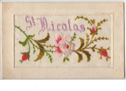 N°6510 - Carte Brodée - St Nicolas - Roses - Borduurwerk