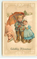 N°21826 - Gelukkig Nieuwjaar - Couple D'enfants Sous Un Parapluie Près D'un Cochon - Año Nuevo