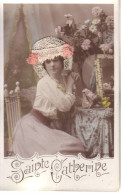 N°20652 - Sainte Catherine - Femme Avec Bonnet En Dentelle - St. Catherine