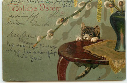 N°19518 - Carte Gaufrée - Chat - Fröhliches Ostern - Chaton Grimpant Sur Une Table - Pasen