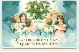 N°18473 - Hark Hear The Angels Sing ... And King - Anges Chantant Autour D'un Sapin - Autres & Non Classés