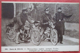 1914: Motorcycle Despatch Riders From The British Expeditionary Force (BEF) Are Given Directions By A French   Ref 6414 - Weltkrieg 1914-18