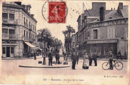 58 - Nievre -   NEVERS -  Avenue De La Gare -  Café Du Berry - Nevers