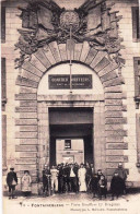 77 - Seine Et Marne -  FONTAINEBLEAU -  Porte Boufflers - Militaires 7°dragons - Fontainebleau