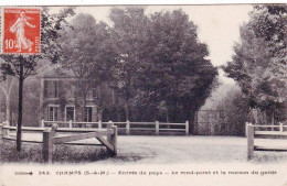 77 - Seine Et Marne -  CHAMPS Sur MARNE - Entrée Du Pays - Le Rond Point Et La Maison Du Garde - Autres & Non Classés