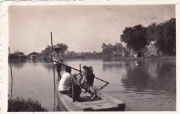 Photo Originale -1948 - Militaria -Viet Nam -Cochinchine - Jonque Sur La Riviere De SAIGON  - Guerre, Militaire