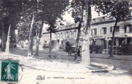 77 - Seine Et Marne -  NEMOURS -  Square De La Gare - Nemours