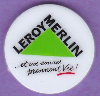 Jeton De Caddie En Plastique - Leroy-Merlin 7 - Et Vos Envies Prennent Vie - Grande Surface De Bricolage - Grand Logo - Gettoni Di Carrelli