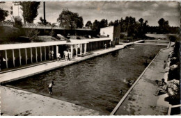 VIRY-CHATILLON: La Piscine - Très Bon état - Viry-Châtillon