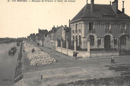 VIERZON : Banque De France Et Gare Du Canal - Tres Bon Etat - Bancos