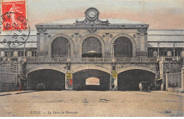 LYON - La Gare De Perrache - Très Bon état - Otros & Sin Clasificación