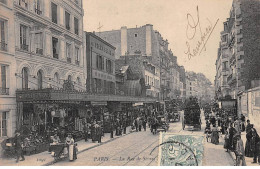 PARIS - La Rue De Sèvres - état - Non Classés