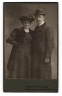 Fotografie Adolf Koestler, München, Neuhauserstrasse 29, Elegantes Junges Paar In Ausgehkleidung  - Personnes Anonymes