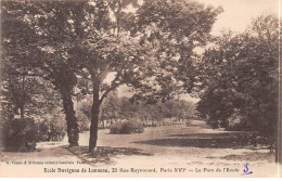 PARIS - Ecole Duvignau De Lanneau - Rue Raynouard - Le Parc De L'Ecole - Très Bon état - Formación, Escuelas Y Universidades