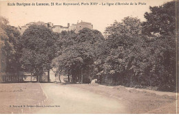 PARIS - Ecole Duvignau De Lanneau - Rue Raynouard - La Ligne D'Arrivée De La Piste - Très Bon état - Education, Schools And Universities