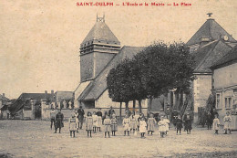 SAINT-OULPH : L'ecole Et La Mairie, La Place - Tres Bon Etat - Otros & Sin Clasificación