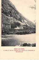 USSAT-les-BAINS : La Gare Et Vue De L'entrée De La Grotte De Lombrives Ou Des Echelles - Tres Bon Etat - Other & Unclassified