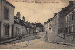 BEAUMONT-sur-SARTHE : Rue De La Croix-rouge - Tres Bon Etat - Beaumont Sur Sarthe
