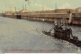 LA ROCHELLE-PALLICE : Sous-marin Sortant Du Port, "otarie" - Tres Bon Etat - Other & Unclassified