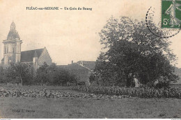 FLEAC-sur-SEUGNE : Un Coin Du Bourg - Tres Bon Etat - Other & Unclassified
