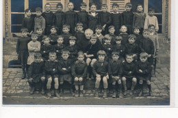 CARTE PHOTO A LOCALISER : Ecole Goupe De Garcons - Tres Bon Etat - Foto