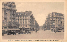 LYON - Un Coin De La Place Jules Ferry - Très Bon état - Autres & Non Classés