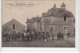 RENNES - Ecole D'Agriculture Des Trois Croix - Une Promotion Allant à La Pratique Agricole - Très Bon état - Rennes