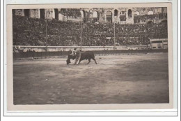 NIMES : Corrida Le 4 Octobre 1936 - Ortega à - Une Naturelle De La Gauche - CARTE PHOTO - Très Bon état - Nîmes