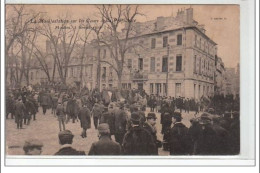 MOULINS - Manifestation Sur Les Cours De La Préfecture - 5 Février 1906 - Très Bon état - Moulins