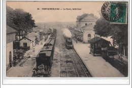 FONTAINEBLEAU : La Gare, Intérieur - TRAIN - Très Bon état - Fontainebleau