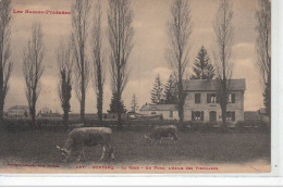 PONTACQ - La Gare - Au Fond, L'asile Des Vieillards - Très Bon état - Pontacq