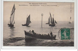 CHARENTE INFERIEURE : ILE D'OLERON : La Cotinière - Sortie Du Bateau De Sauvetage - Très Bon état - Ile D'Oléron