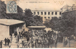 CHERBOURG - Une Cour Du Lycée - Très Bon état - Cherbourg
